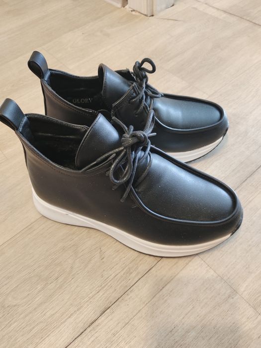 Зимняя обувь новая 35 размера