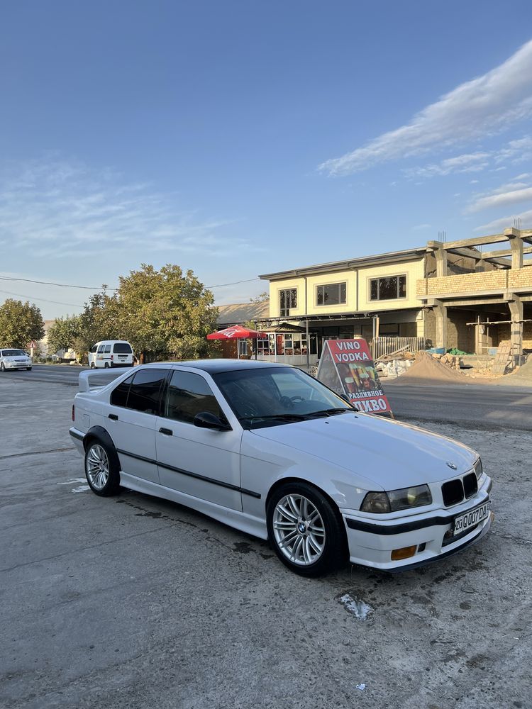 Продается бмв е36 м52б28