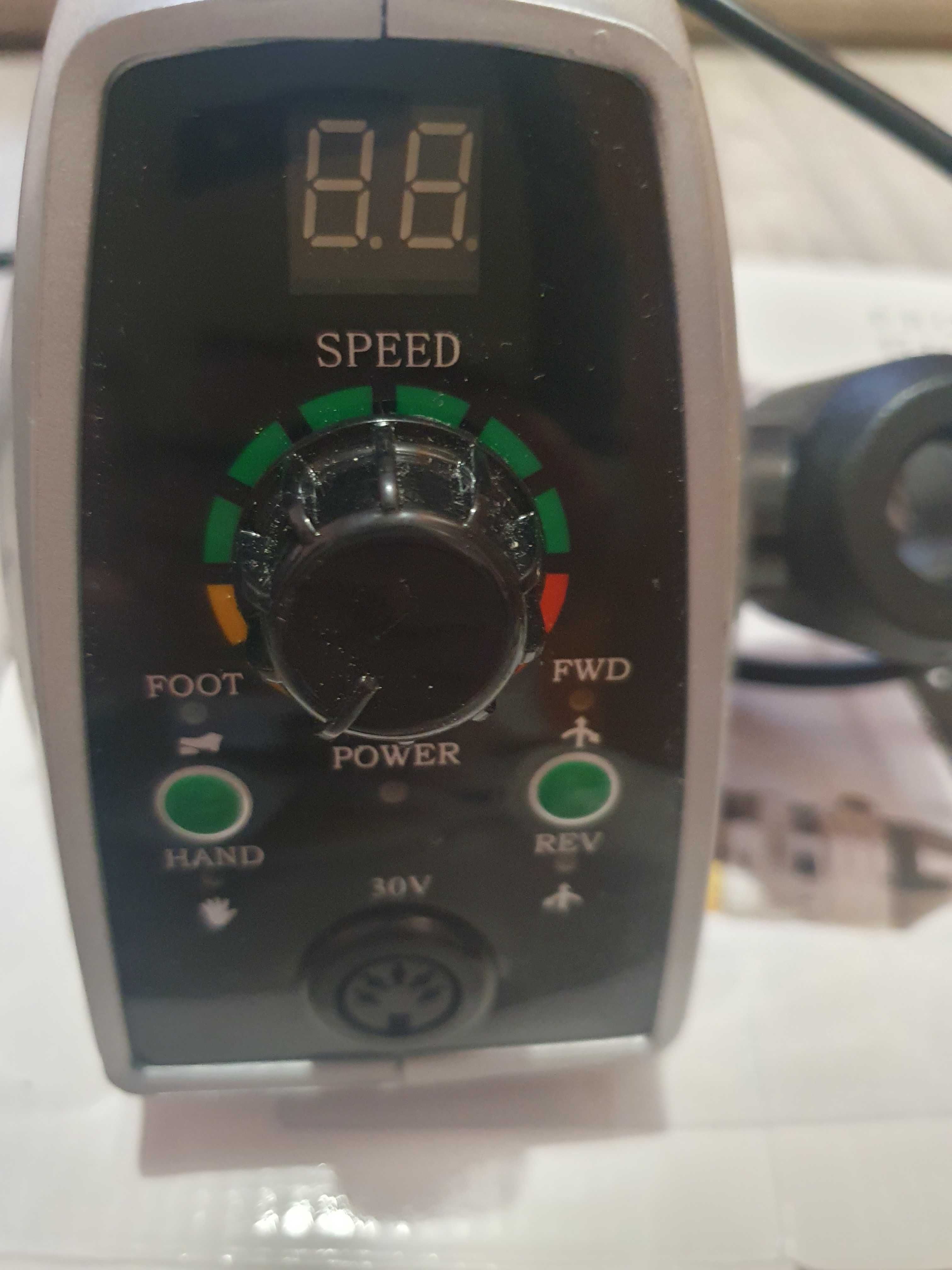 Freza electrică pentru unghii