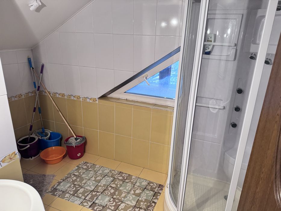 Inchiriez etajul casei, Targ Craciun Craiova