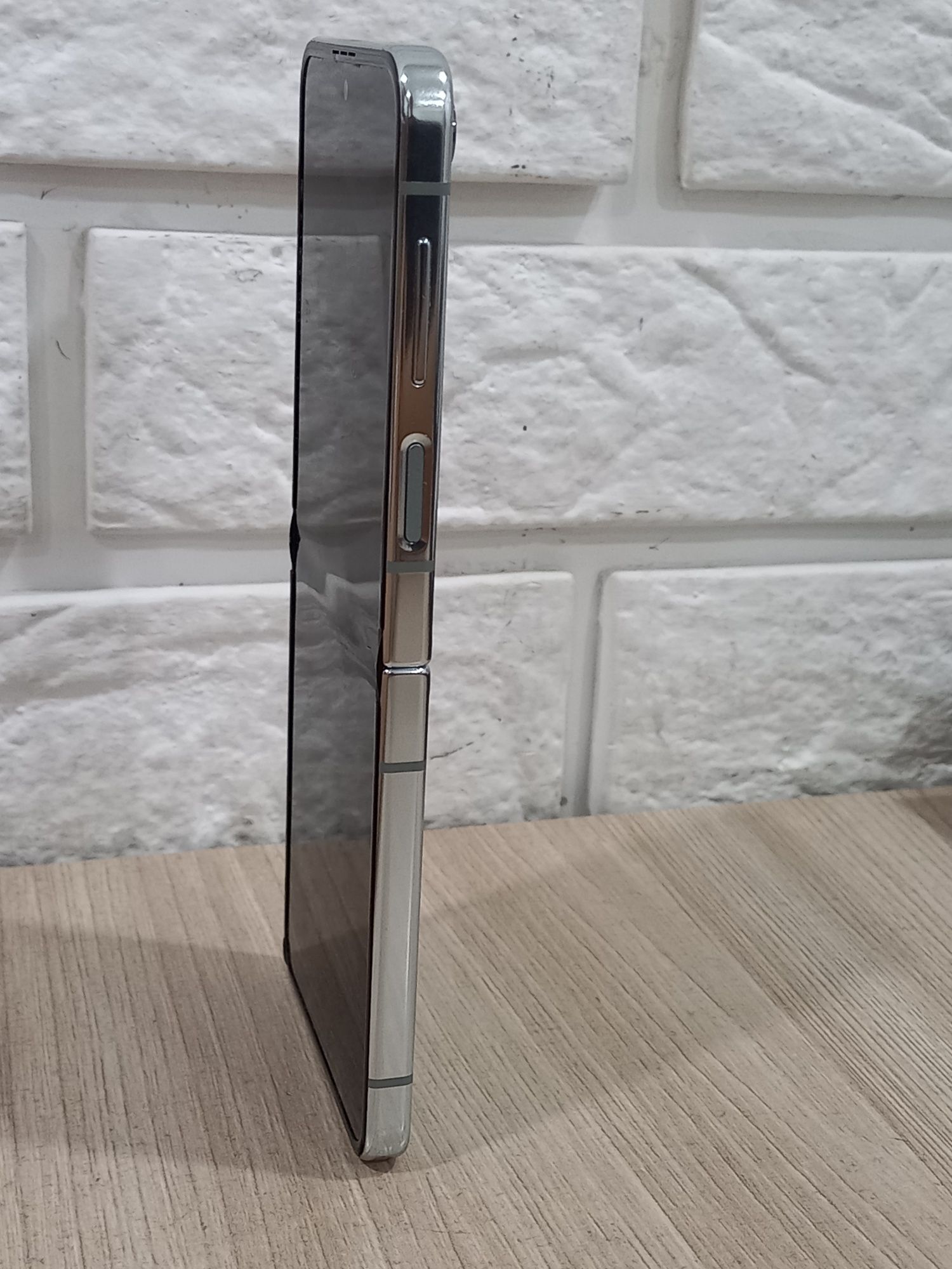 Samsung Z flip 5