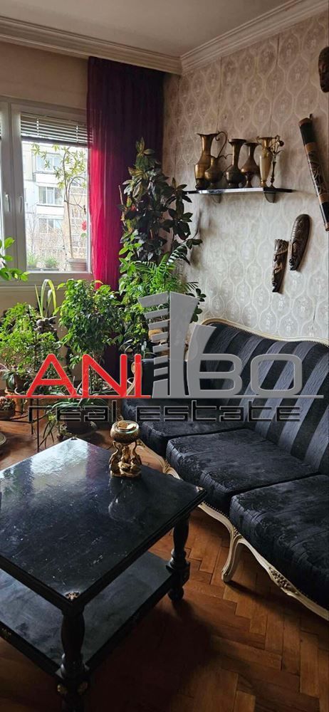 Продава се Тристаен апартамент в София, Бъкстон - 79 кв.м за 2127 €/кв.м - Снимка #1