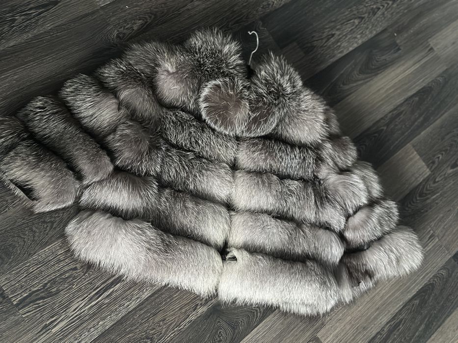 Haina din blana naturala