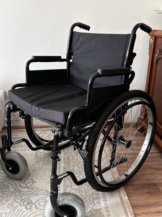 Продается инвалидная коляска