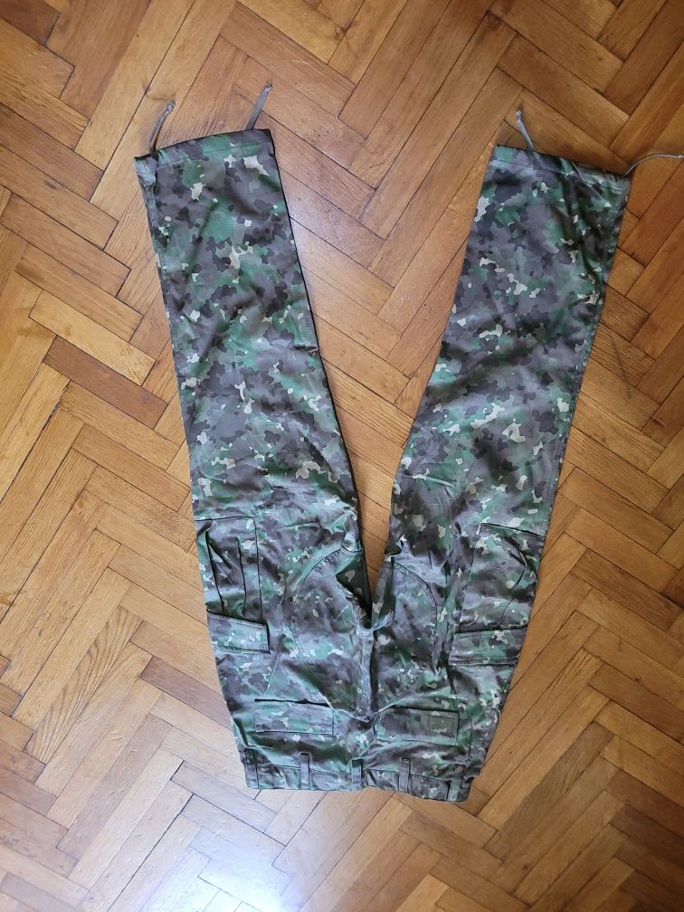 Pantalon militar armata română