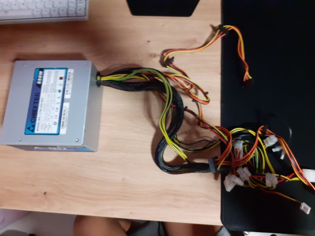 Захранване CHIEFTEC 550W