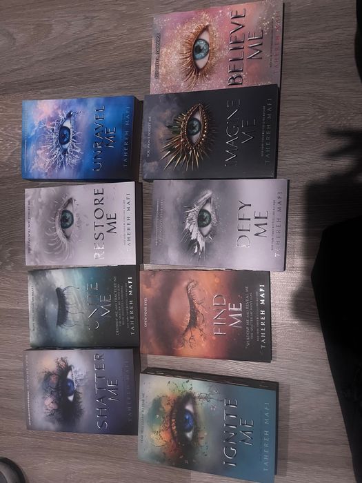 Книги на английски и български