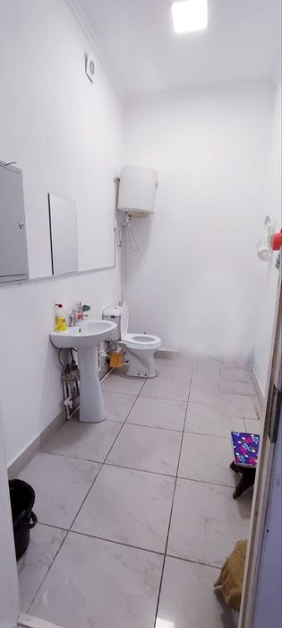 Аренда  70 квадрат 1- линия йу́л юзасида жойлашган