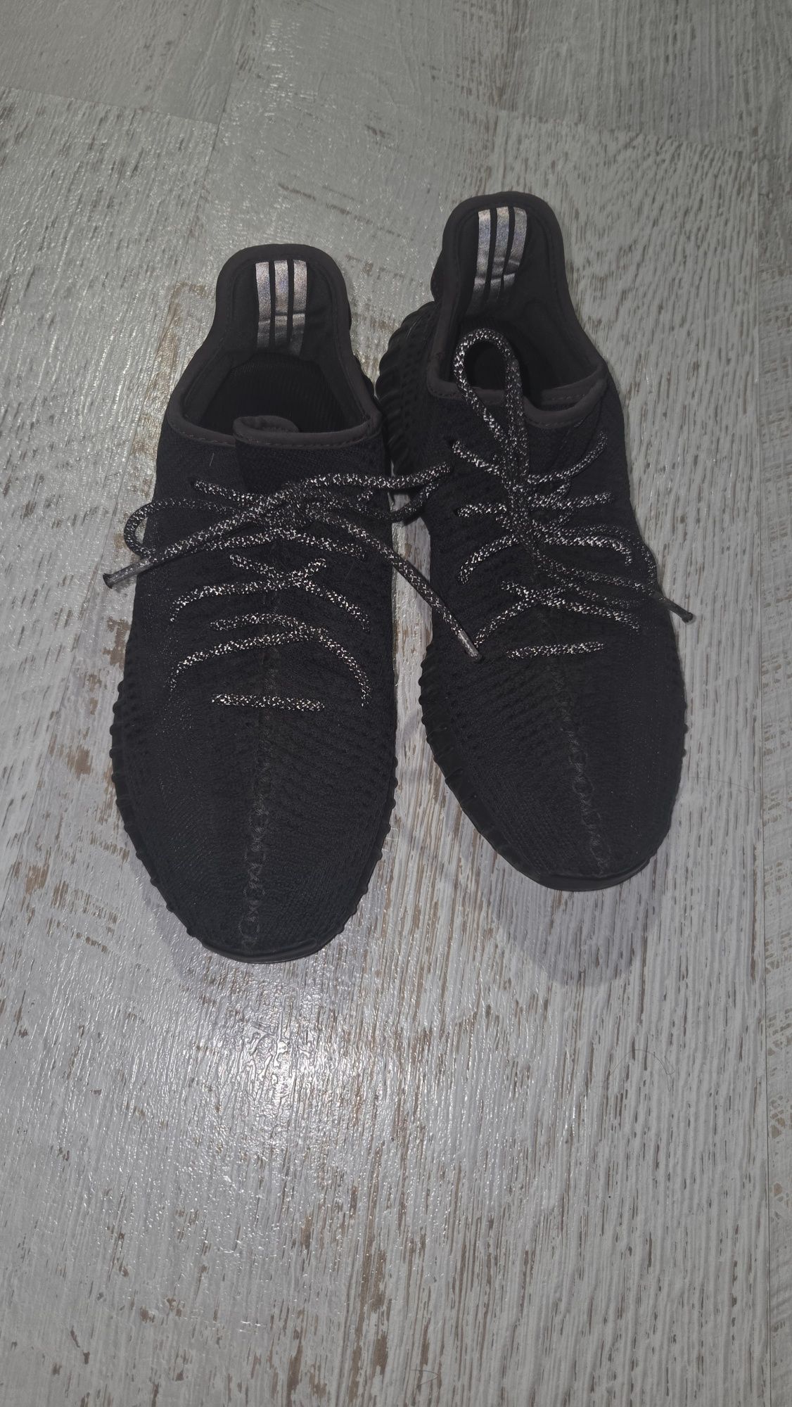 adidas Mens Yeezy Boost 350 V2 FU9006 Black