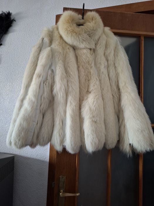 Haina din blana naturala de vulpe