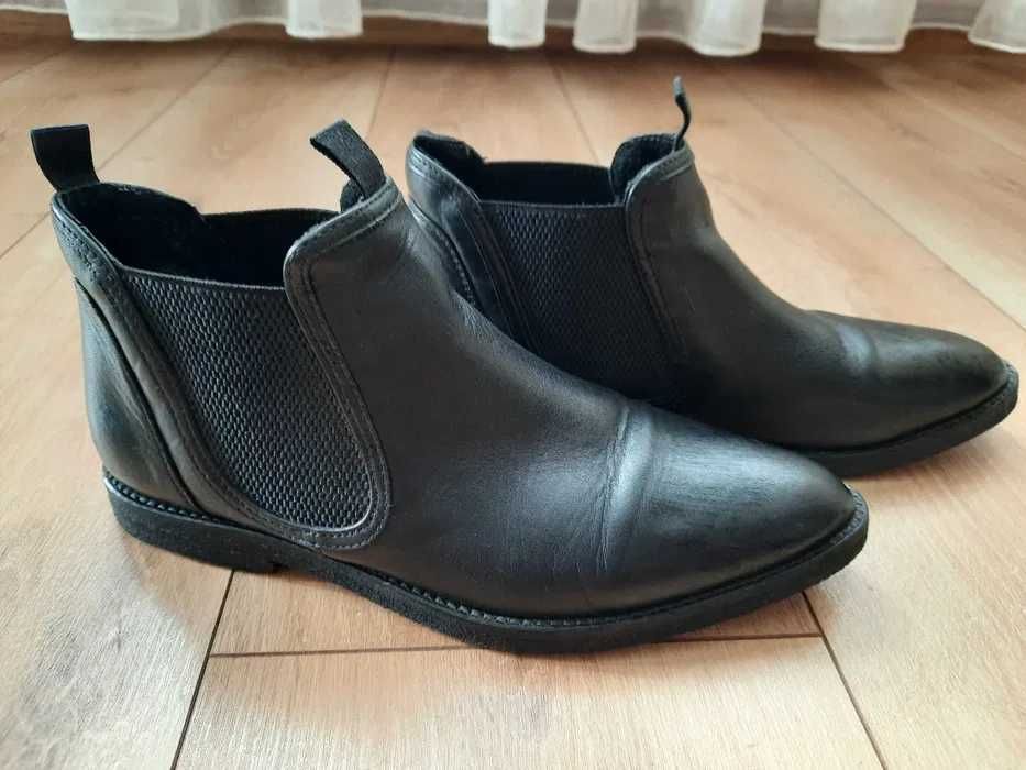 Vand 5 perechi botine