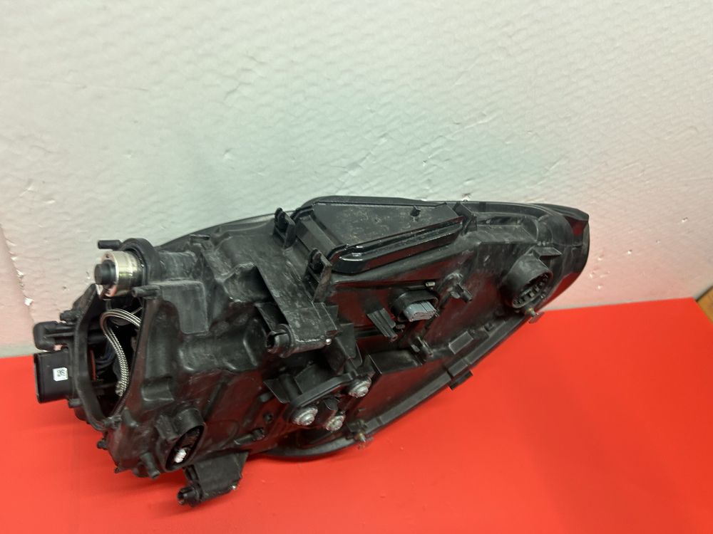Far faruri Porsche Cayenne 7P facelift bi xenon adaptiv 2014-2018