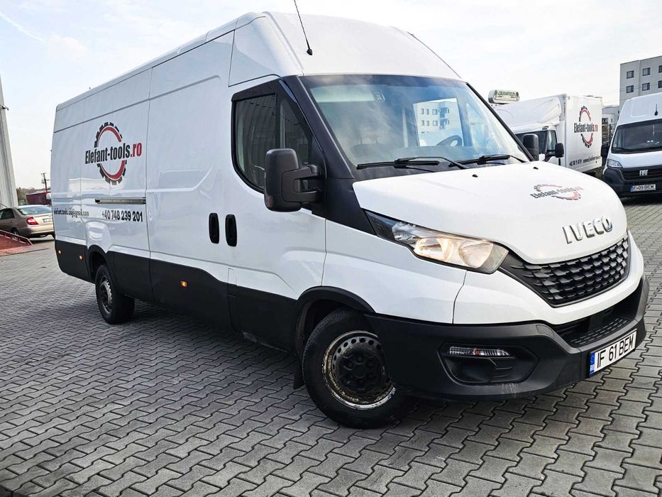 Masina Iveco Daily – Van