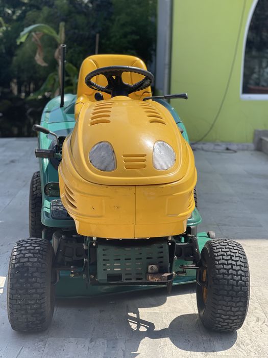 Tractoras de tuns iarba Yadman MTD kaWasaki