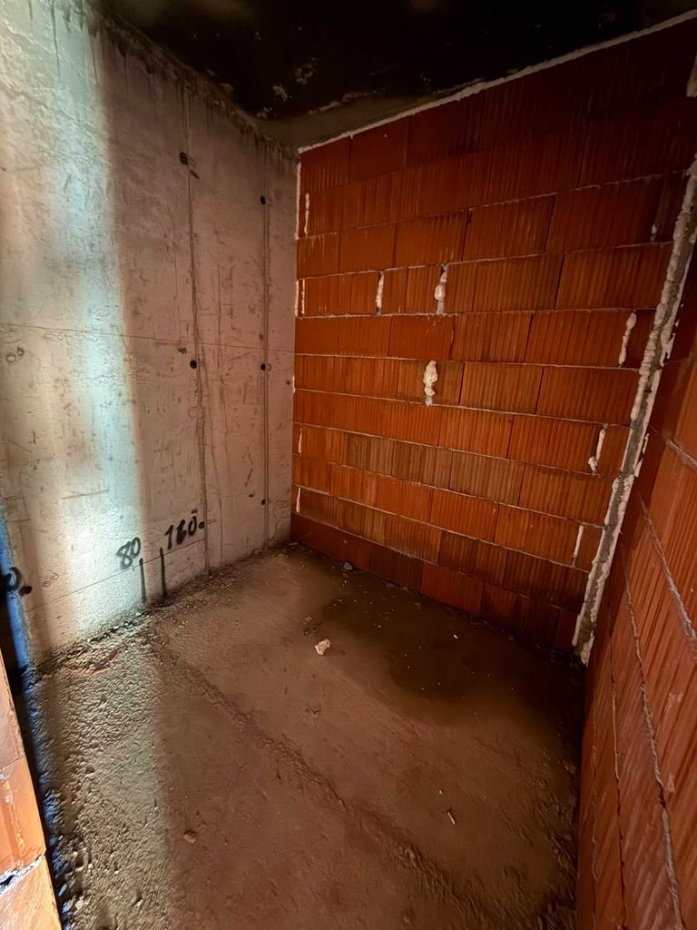 Продава се Едностаен апартамент в Пловдив, Южен - 44 кв.м за 1023 €/кв.м - Снимка #3