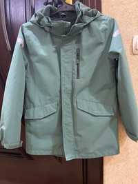 Куртка демисезонная  непромокаемая с флисом на мальчика H&M