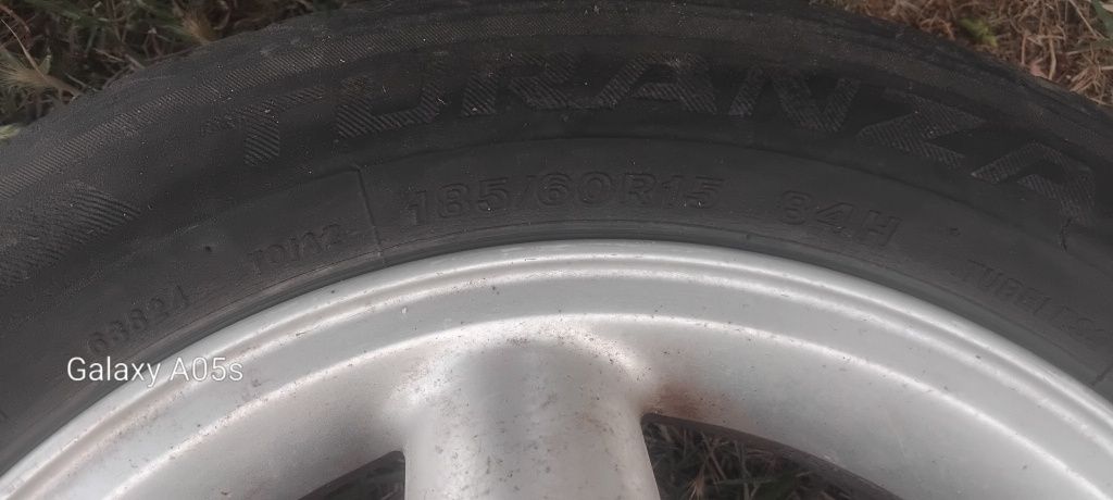 Гуми с джанти 15'' от опел