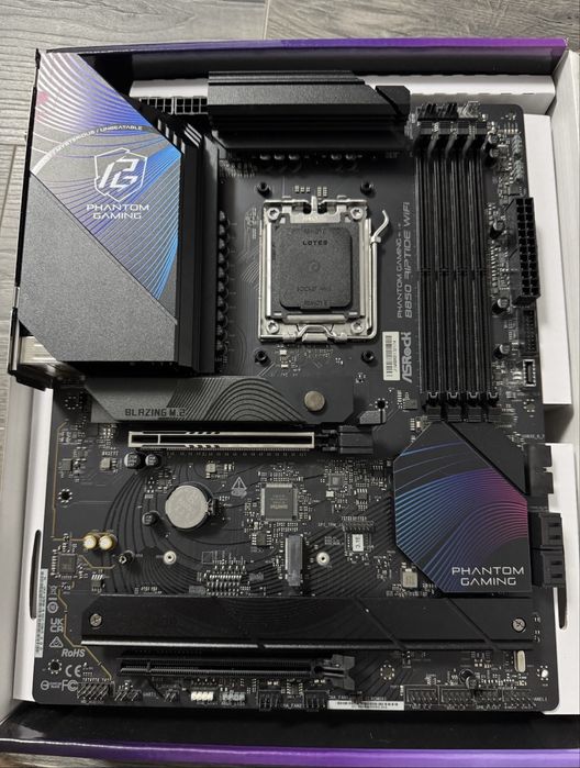 Placa de baza AsRock Phantom Gaming B850 Riptide plus WiFi