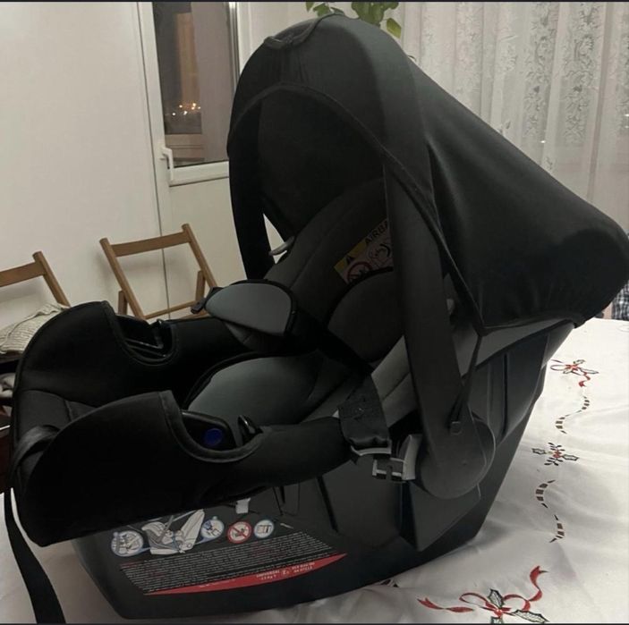 Carucior 3 in 1 Nania Giulia + Scoica auto pt bebe 0-6 luni