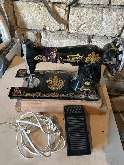 продается швейная машина