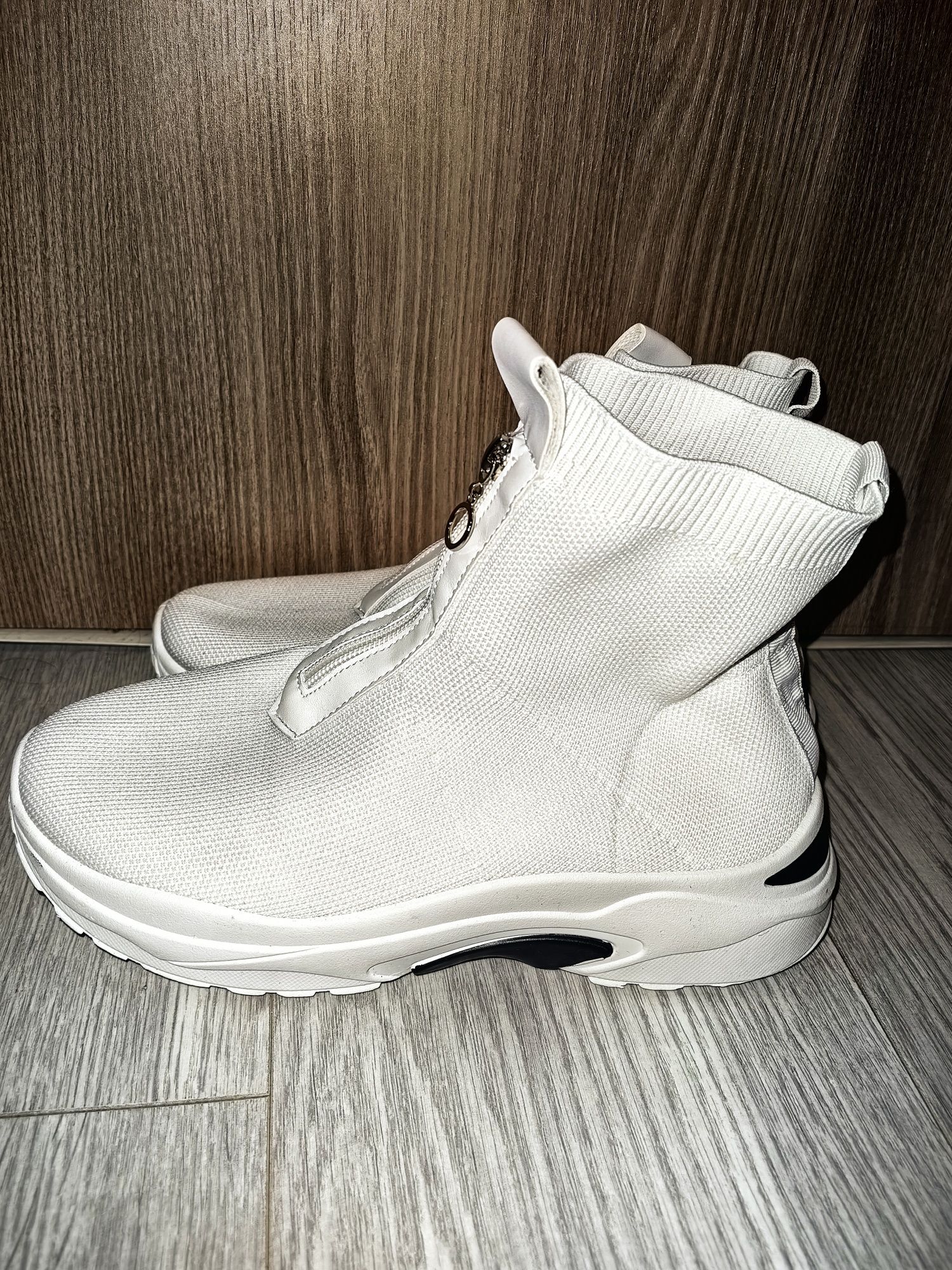 Нови дамски сникърси