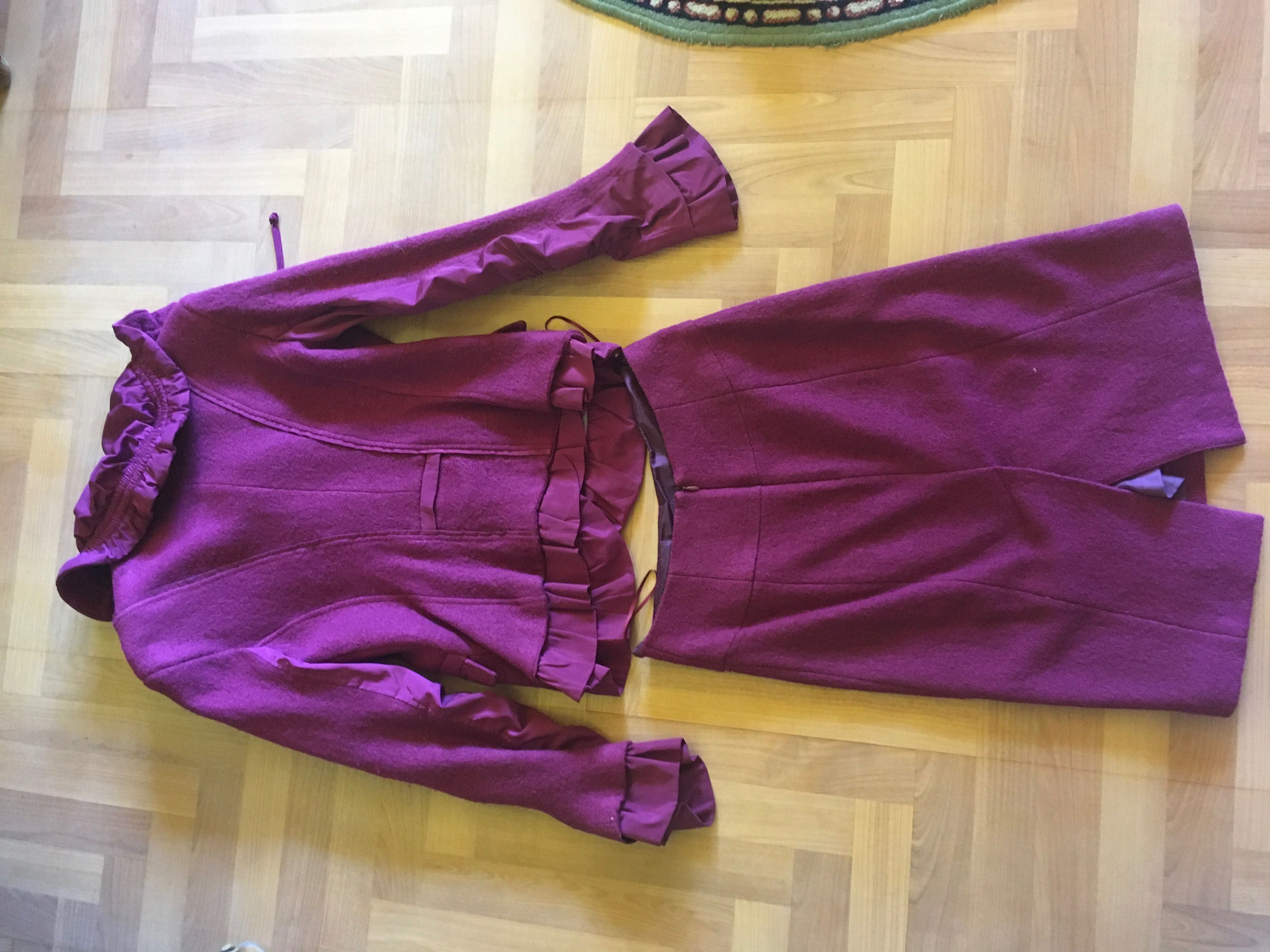 Costum elegant de dama din lana magenta/fucsia