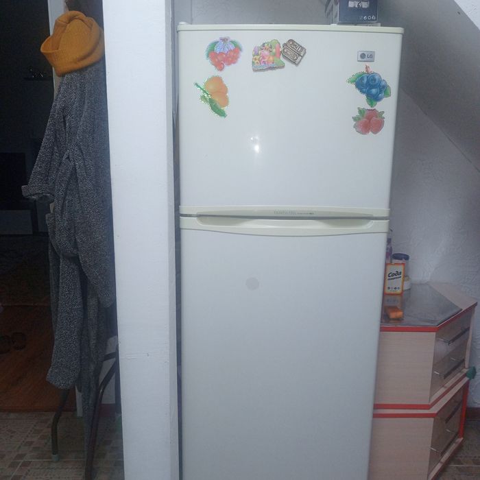 Продам холодильник