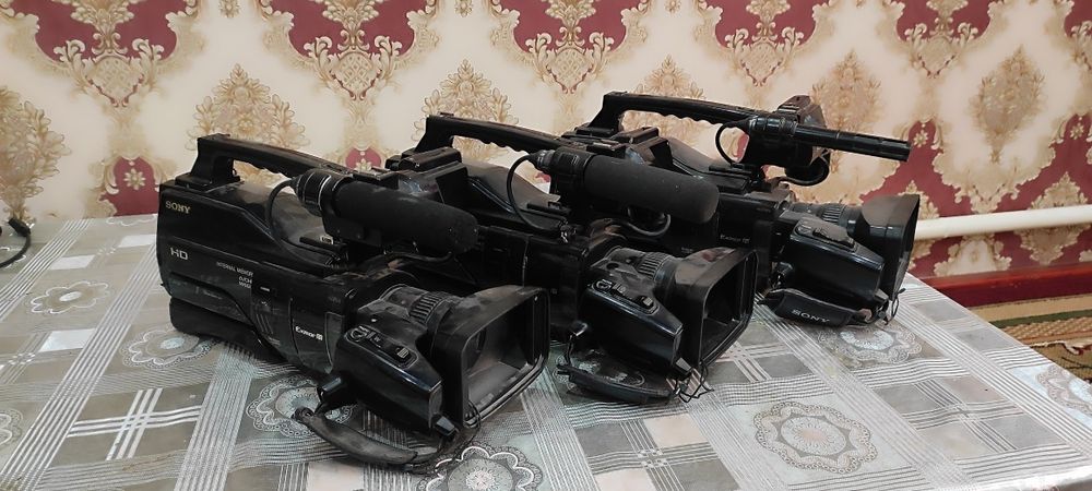 SONY 1500HD sotiladi