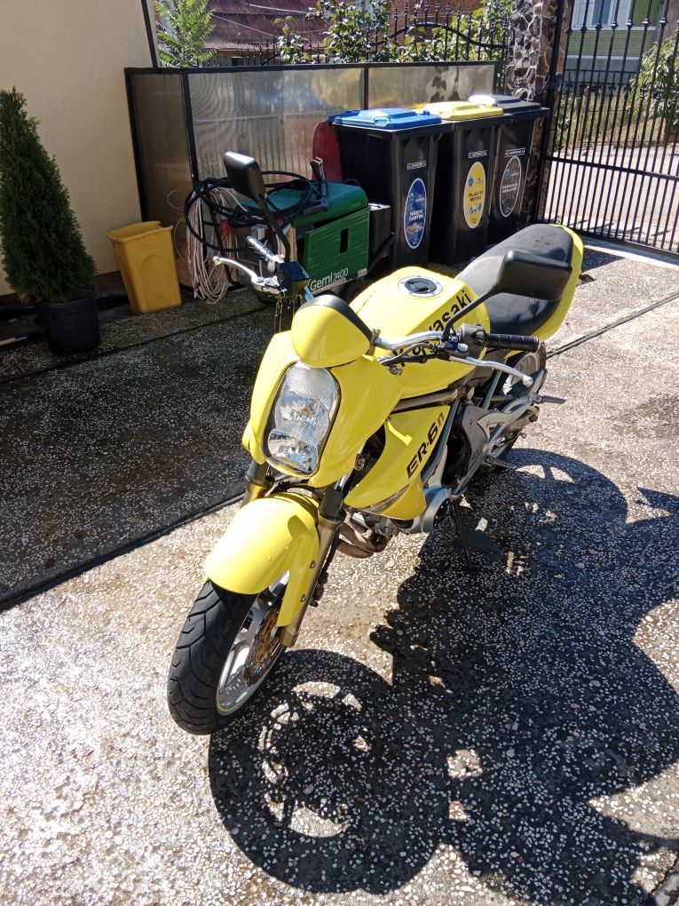 Vând Kawasaki er6n