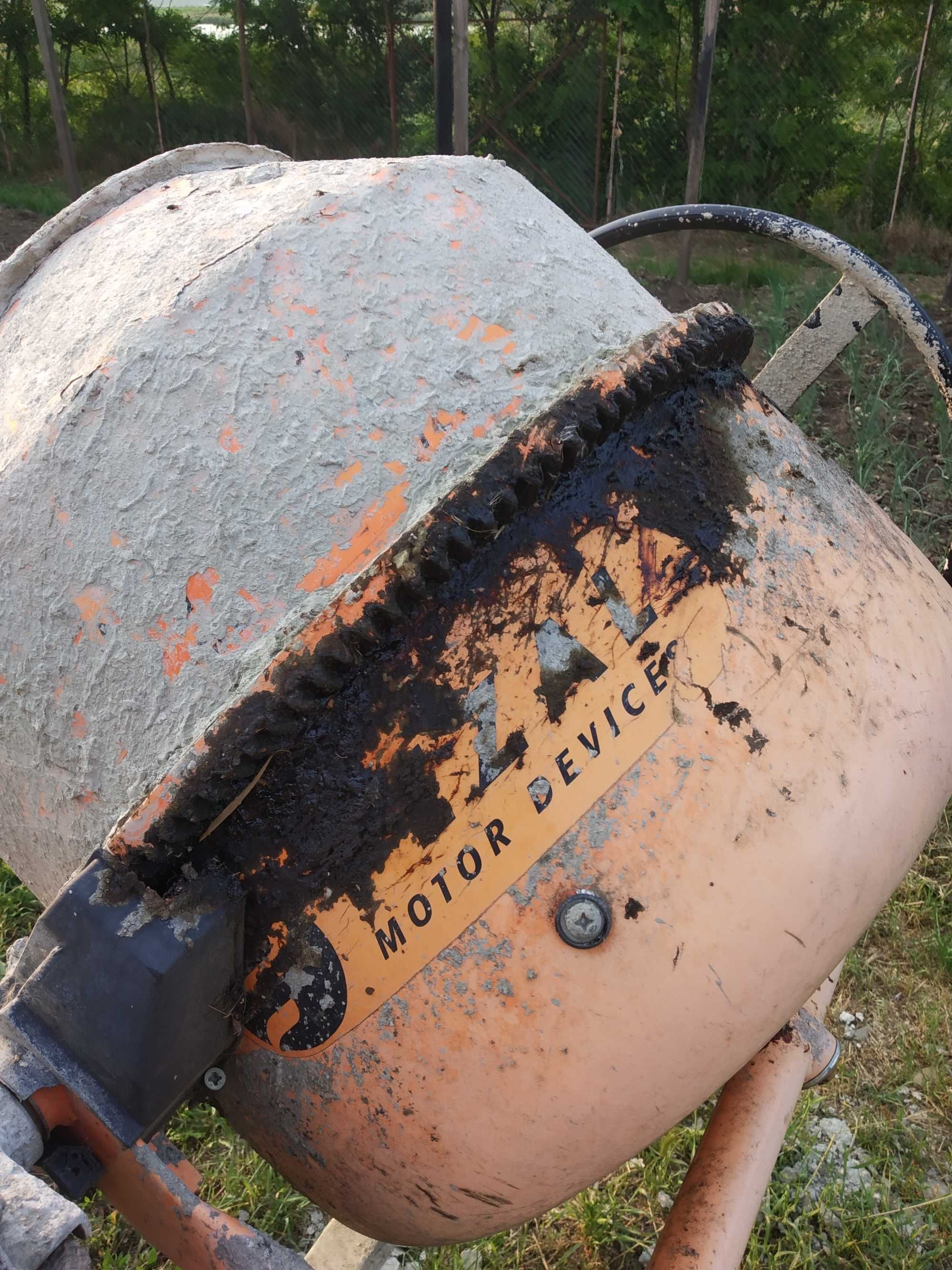 Vand Betoniera folosita Pezal PBZ-201B, 200 L, 1050 W