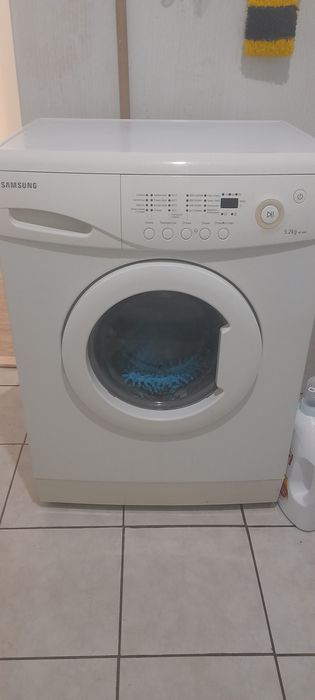 Продам стиральную машинку