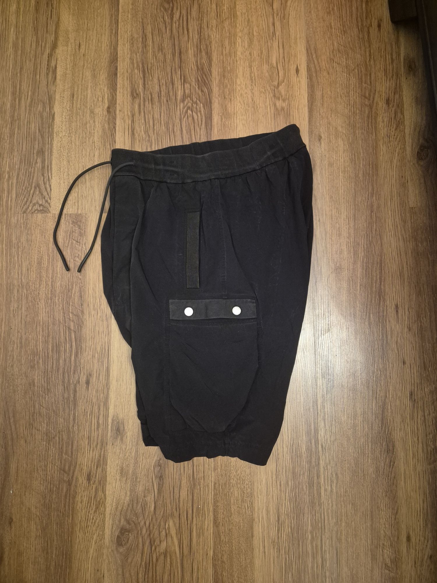 Pantaloni scurți Vagabond cu turul lăsat