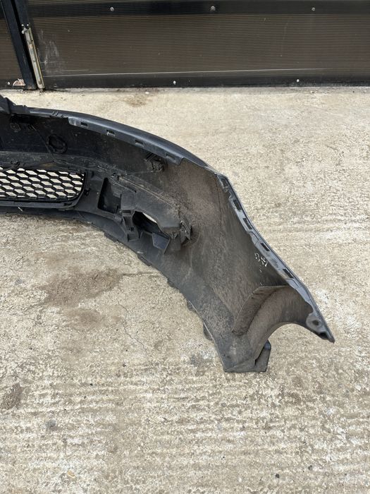 Bara față Volkswagen Golf 6 2011 cu senzori și lip