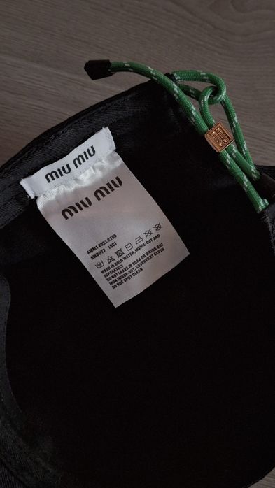 Sapca femei Miu Miu, nouă