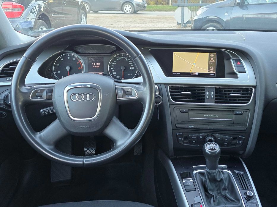 Audi A4 1.8i/6-ck./Газ.инж./Лизинг