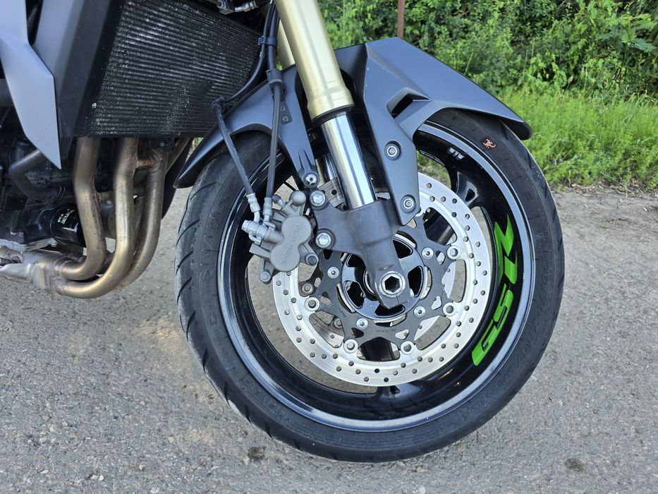Suzuki GSR 750 2015