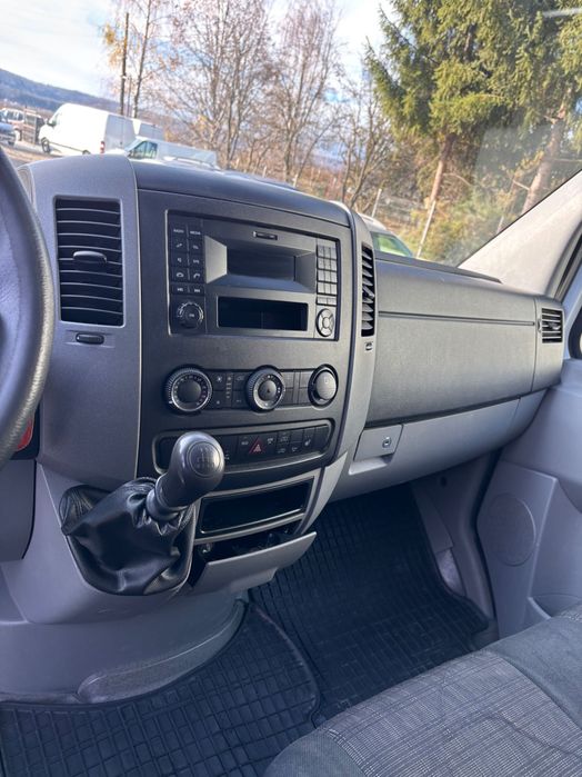 Mercedes Benz Sprinter