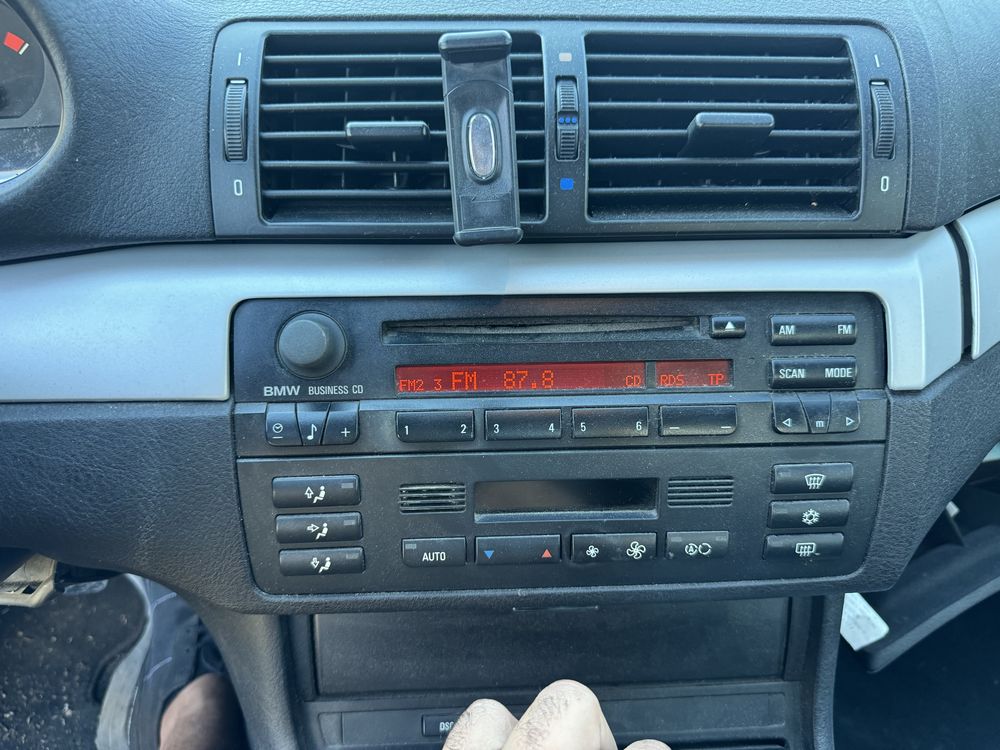 Радио бмв е46
