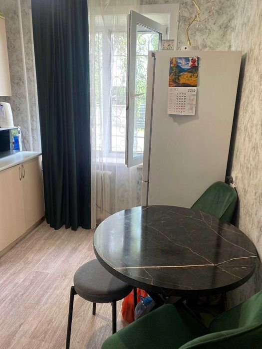 Продам 2-комн.квартиру, р-н Гор.парка