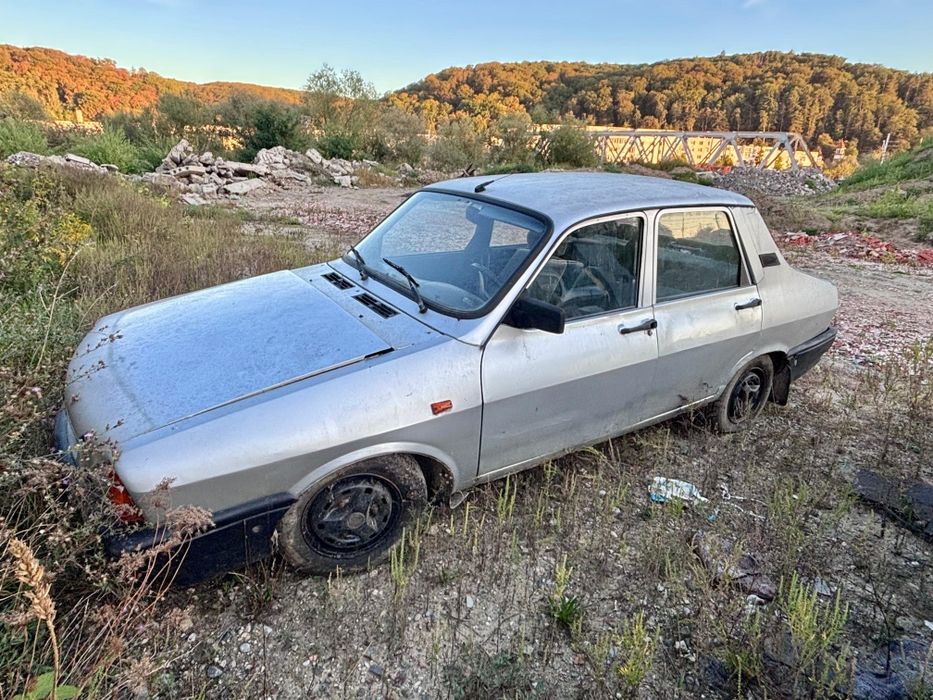 Dacia 1310 L + caroserie Dacia 1310 TLX BONUS