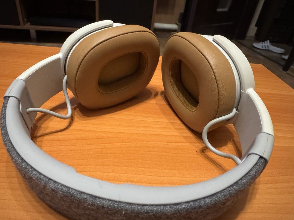SkullCandy Crusher Wireless Bluetooth слушалки
