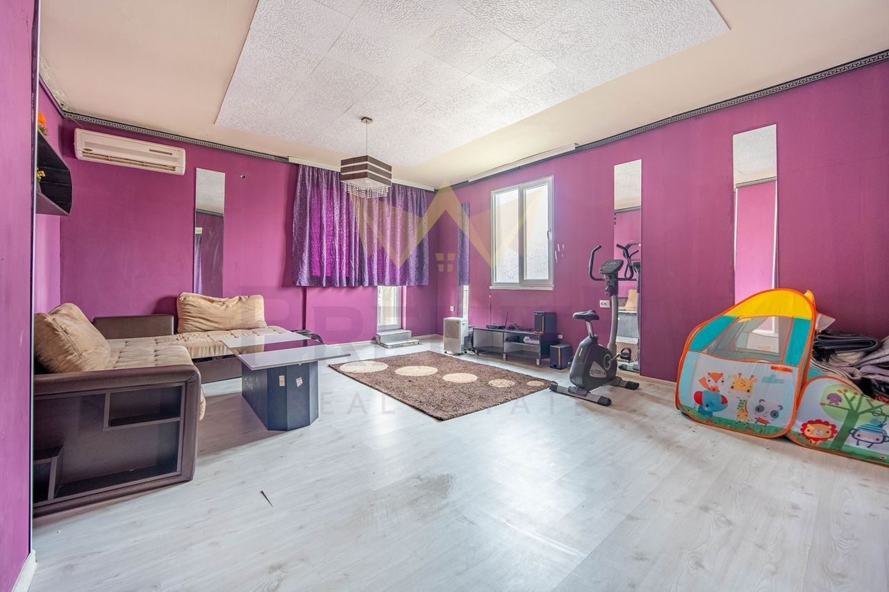 Продава се Къща в с. Тополи, Област Варна - 600 кв.м за 800 €/кв.м - Снимка #10