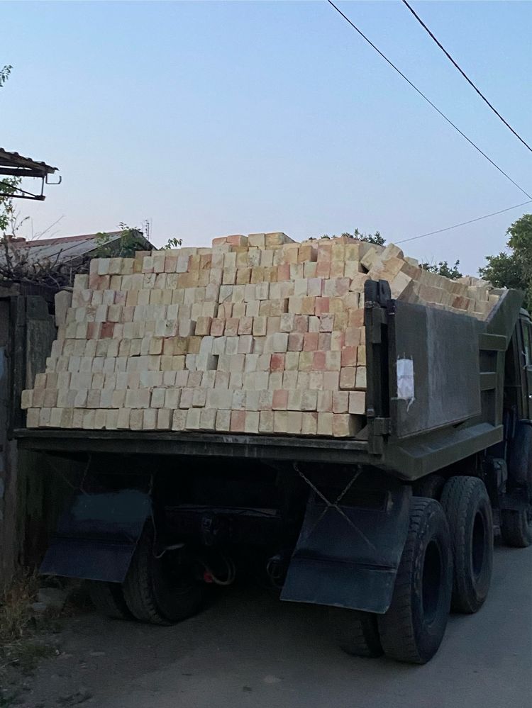 Продажа/Доставка жженных кирпичей в наличии