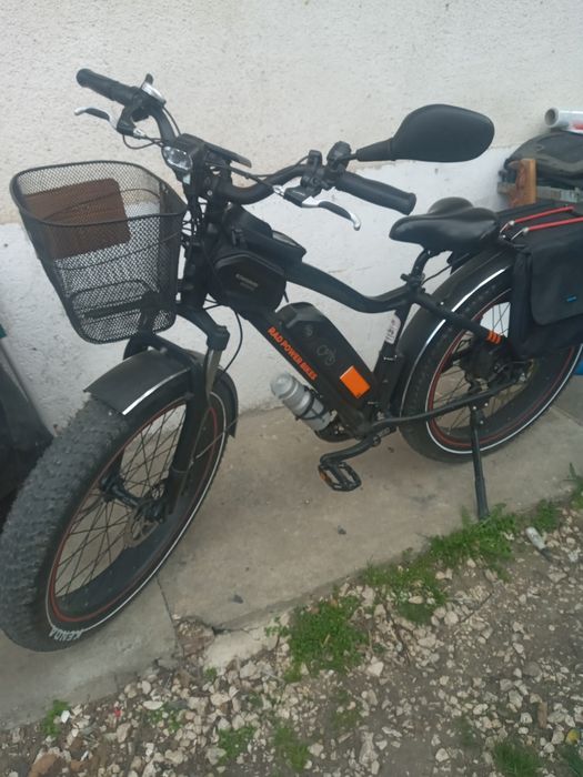 Vănd bicicleta electrica RAD RHINO  48 v