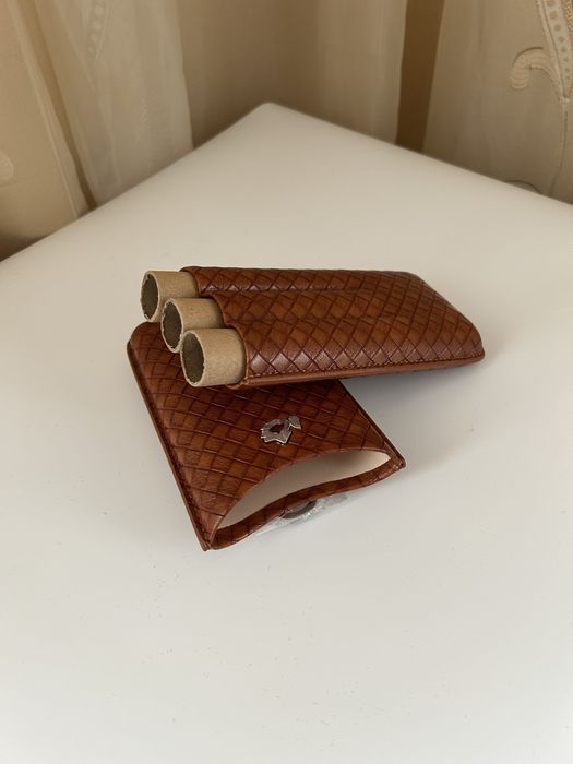 Кожен калъф Cohiba за 3 пури с джоб за резачка – подаръчна кутия