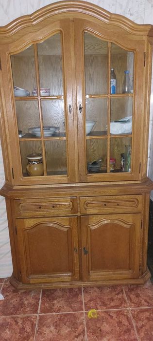 Vând mobilier de dormitor și alte corpuri