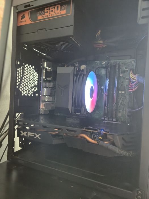 Unitate pc i7 video 8 gb sau i3 8100