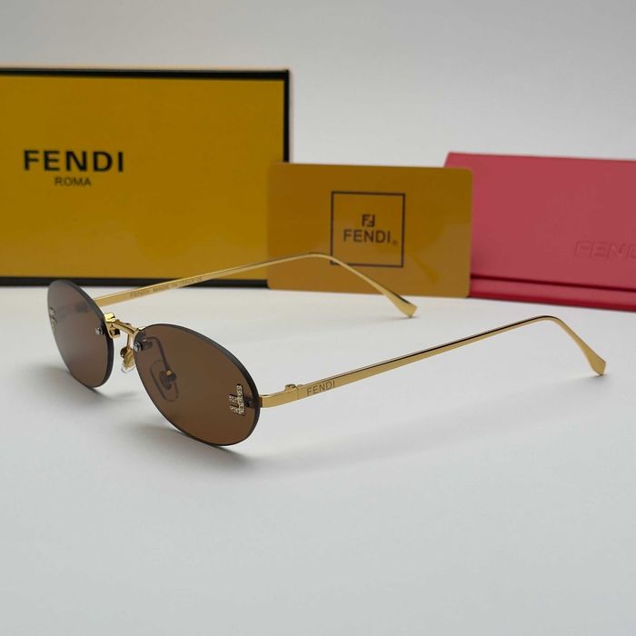 Дамски слънчеви очила Fendi Roma Oval Gold Edition черно и кафяво