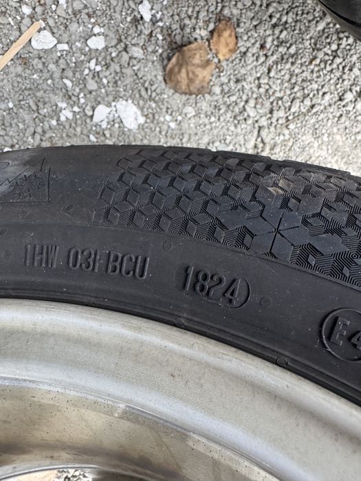 Anvelope iarna 215 55 17,jante aliaj originale VW