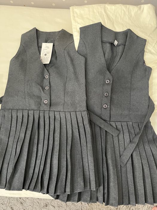 Продам школьный сарафан